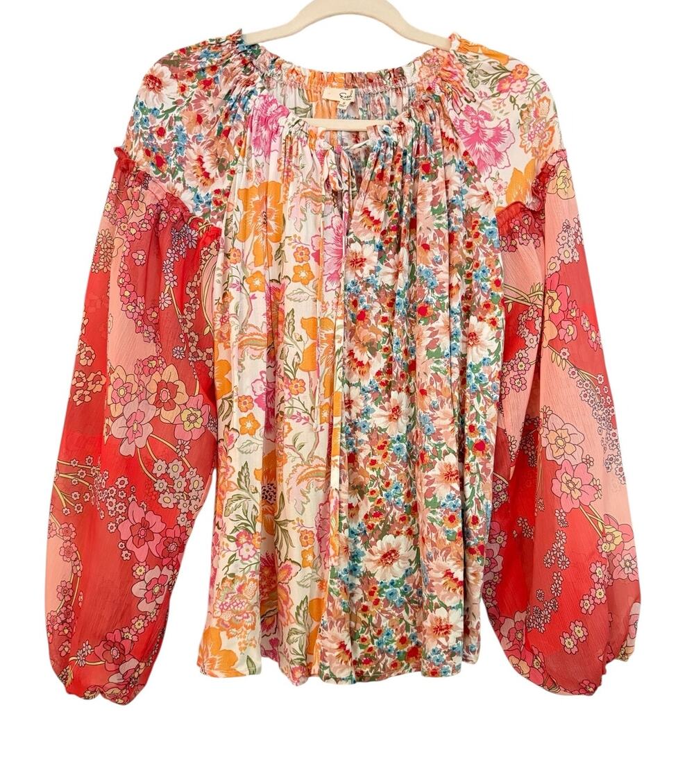 Easel Small Mixed Floral Patchwork Peasant Blouse Boho Balloon Sleeve Top Color